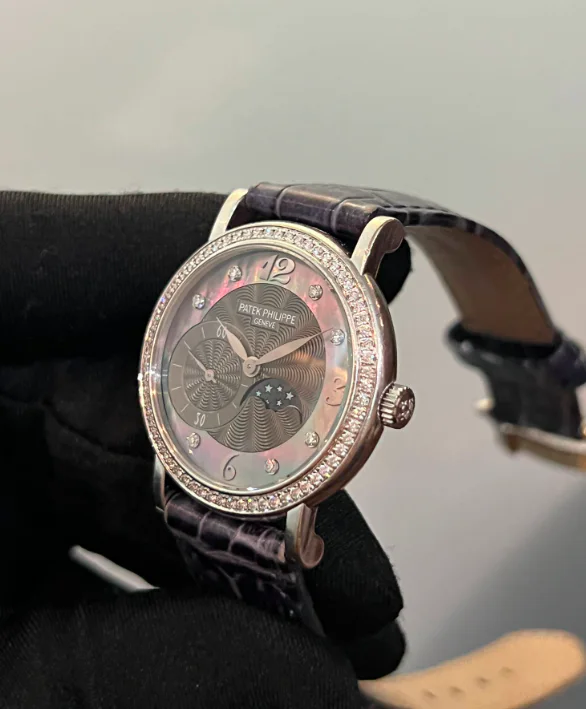 Patek Philippe Calatrava Moonphase